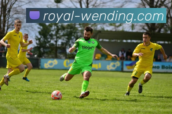 问鼎娱乐APP 高清赛事图